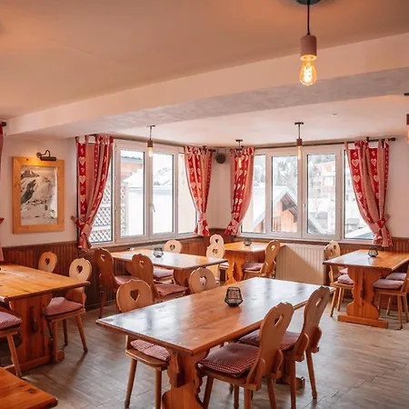 Le Pied Moutet Hotel 2*